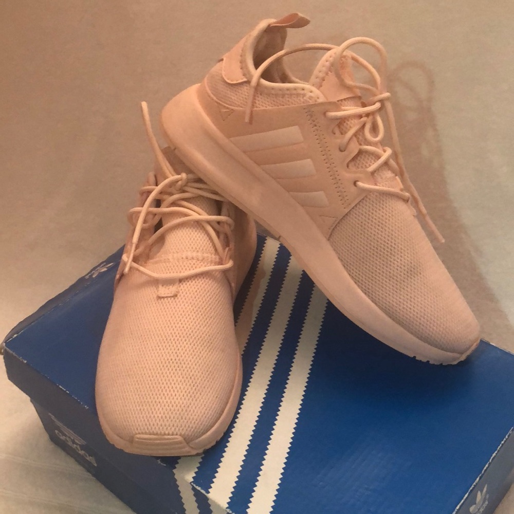 Adidas Ice pink tennis shoes